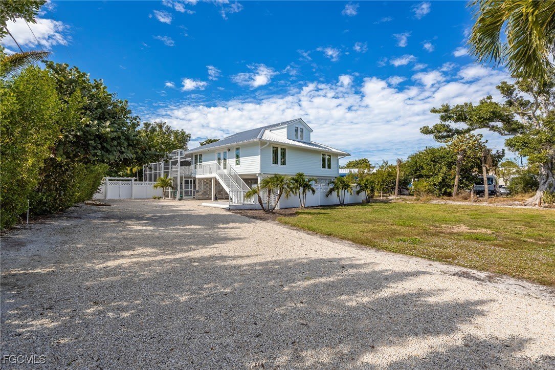 424 Lagoon Drive – photo 2