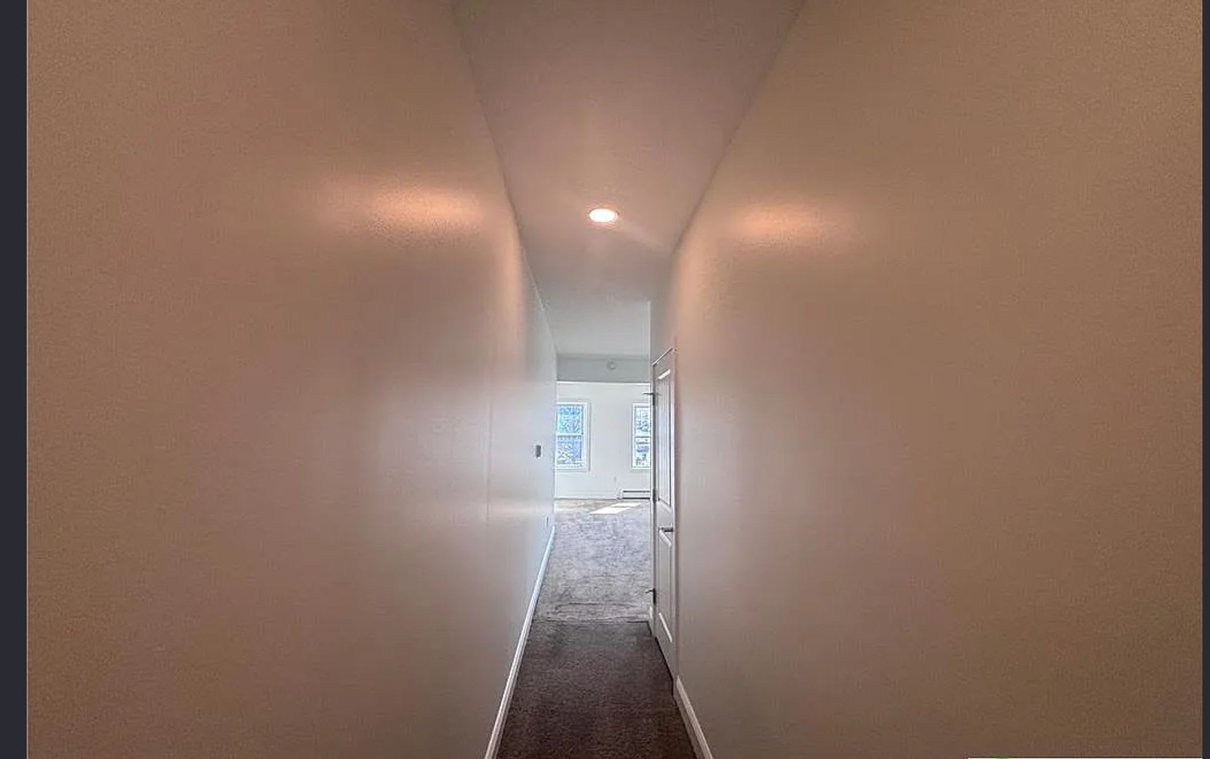 Spacious 3 Bedroom Apartment With Parking Limited Time Offer – photo 4
