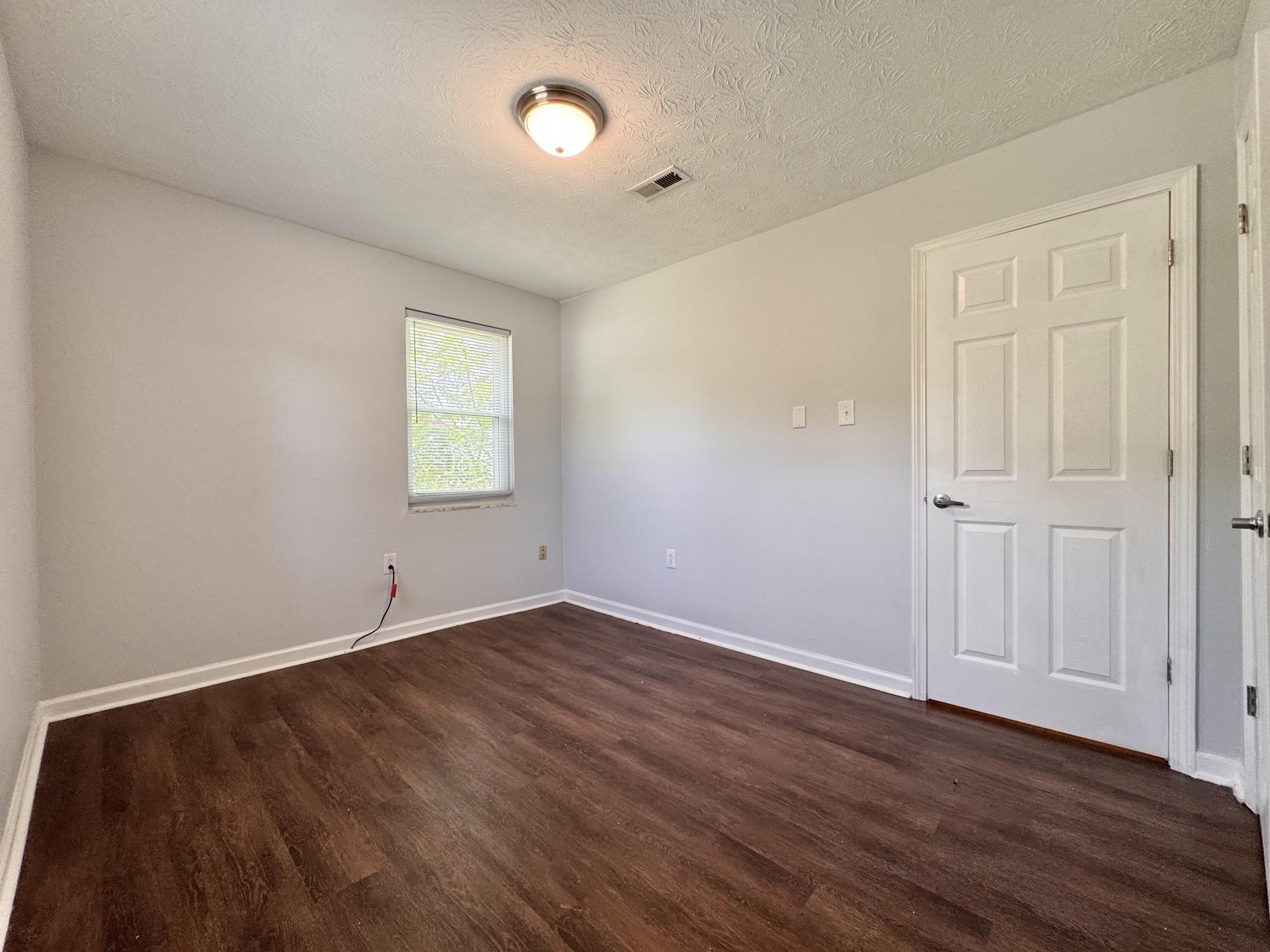 122 Estonia Drive – photo 2