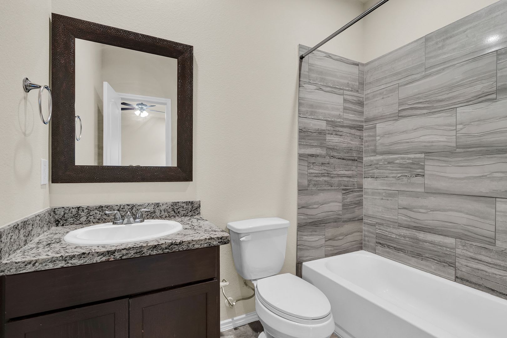 15841 Beechnut Dr – photo 5