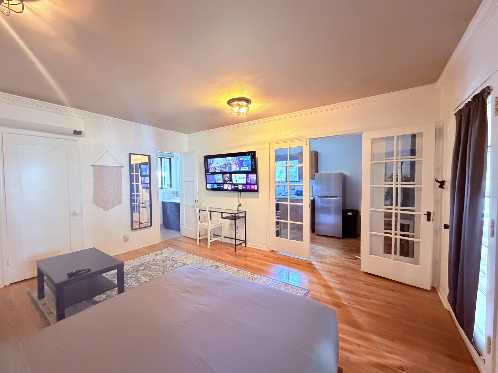 710 East Sunrise Boulevard – photo 5