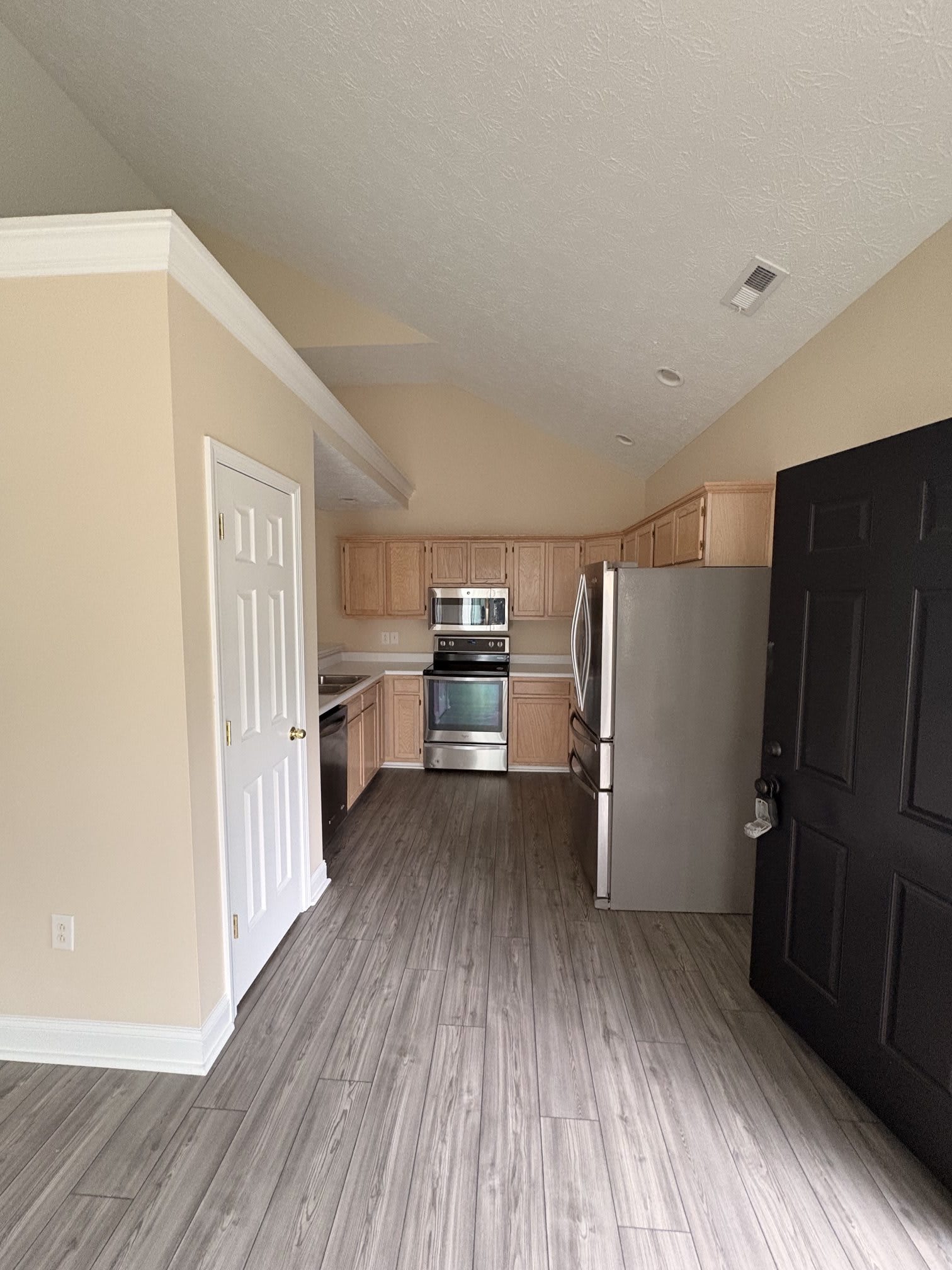 10770 Central Ave – photo 5