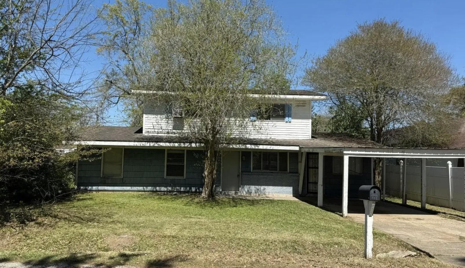 111 Racine Drive – photo 1