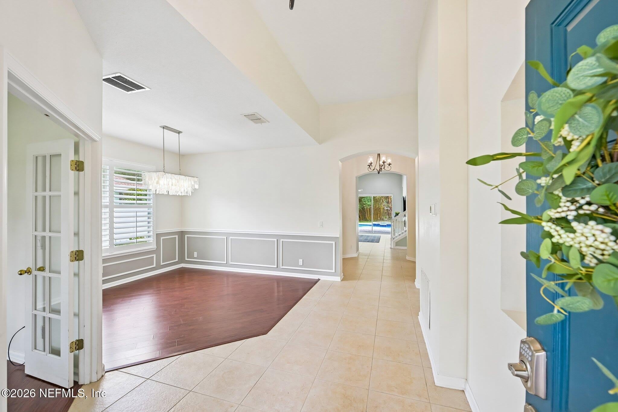 131 CORNWALL Drive – photo 2