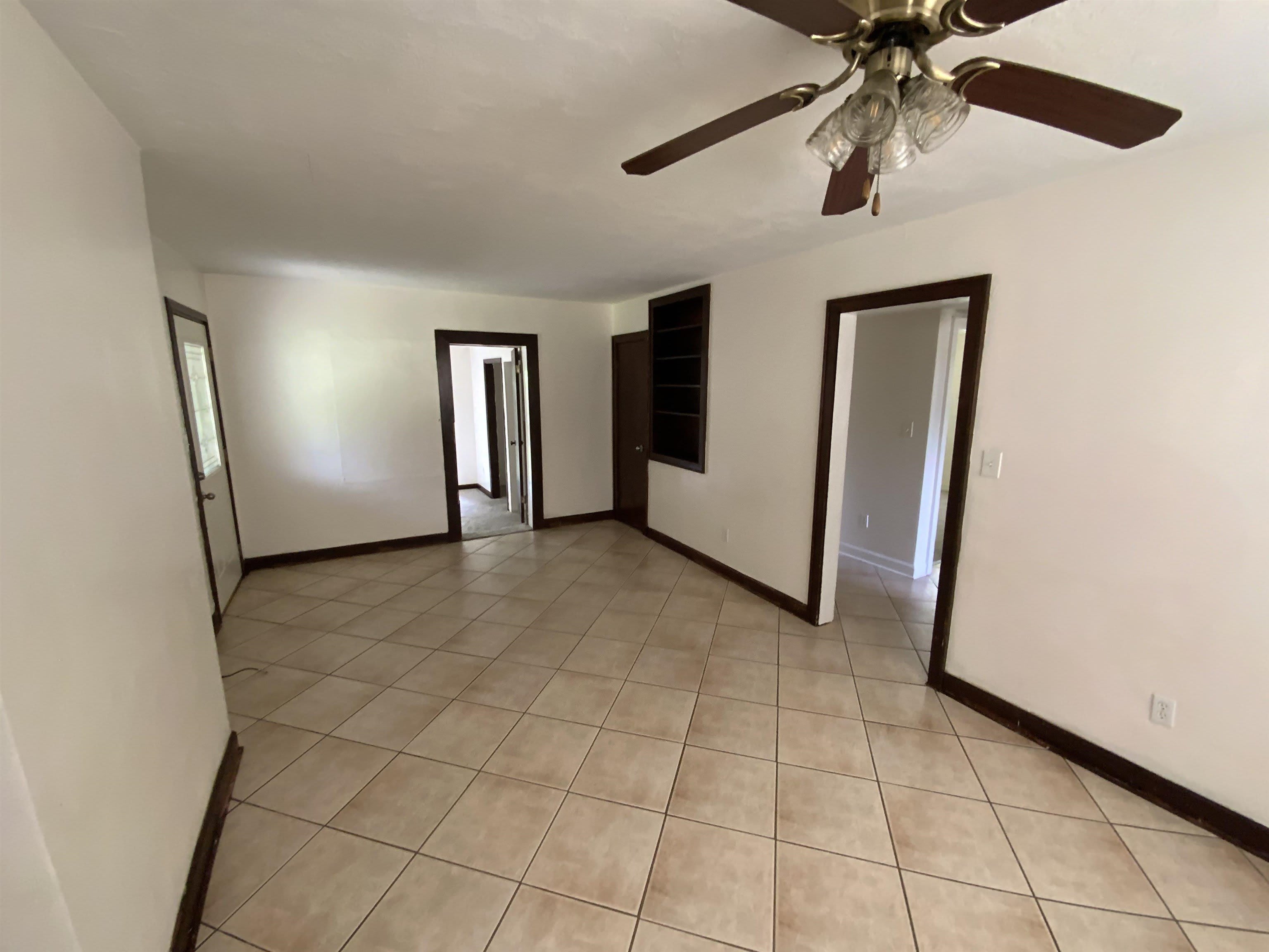 2408 Gillis Street – photo 2