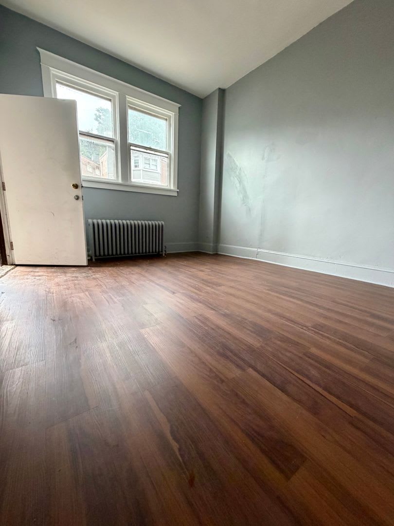 Stunning 1-Bedroom Home in the Heart of Collingdale! Available NOW! – photo 3