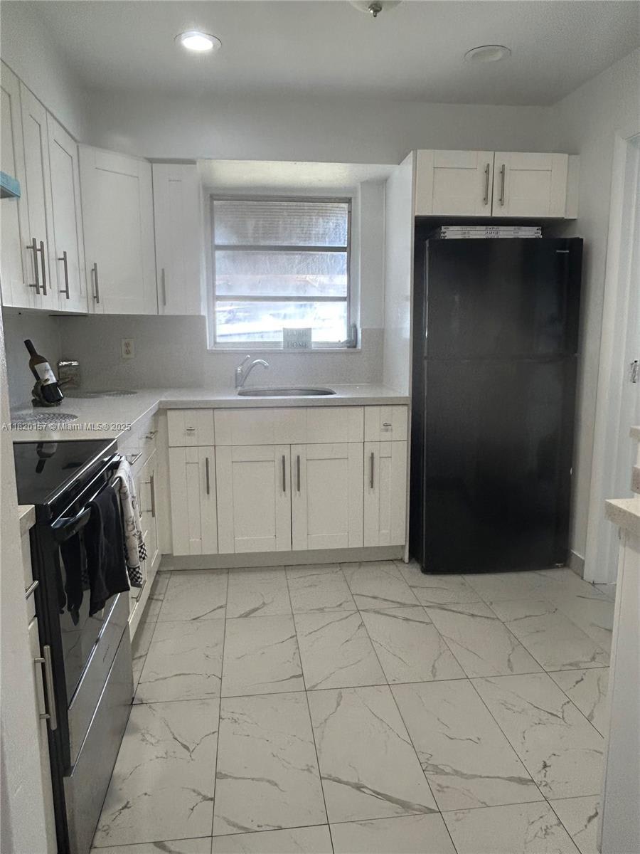 2846 Fletcher St – photo 5