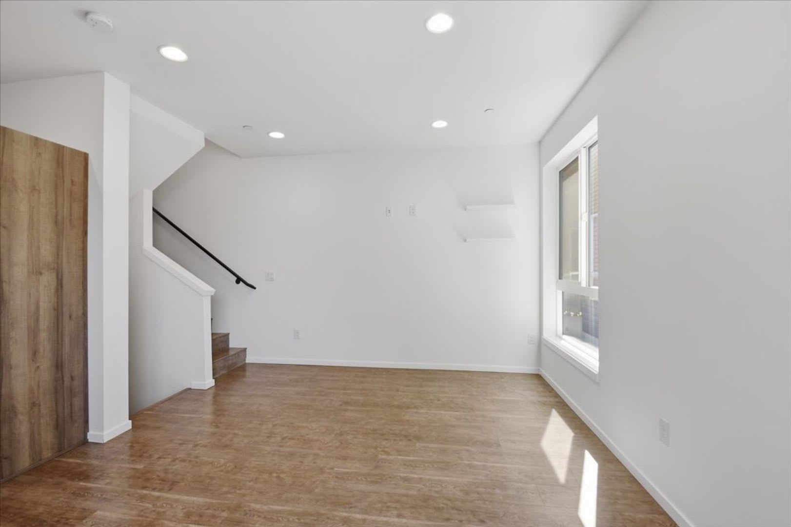 2Bd/2.25Ba Seattle Townhome – photo 4