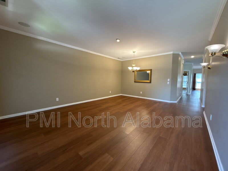 134 Canterbury Drive – photo 4