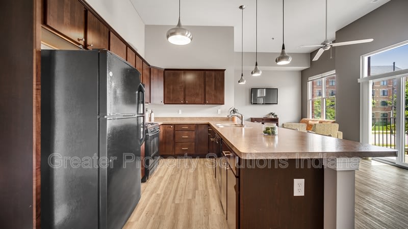 60 University Drive – photo 4