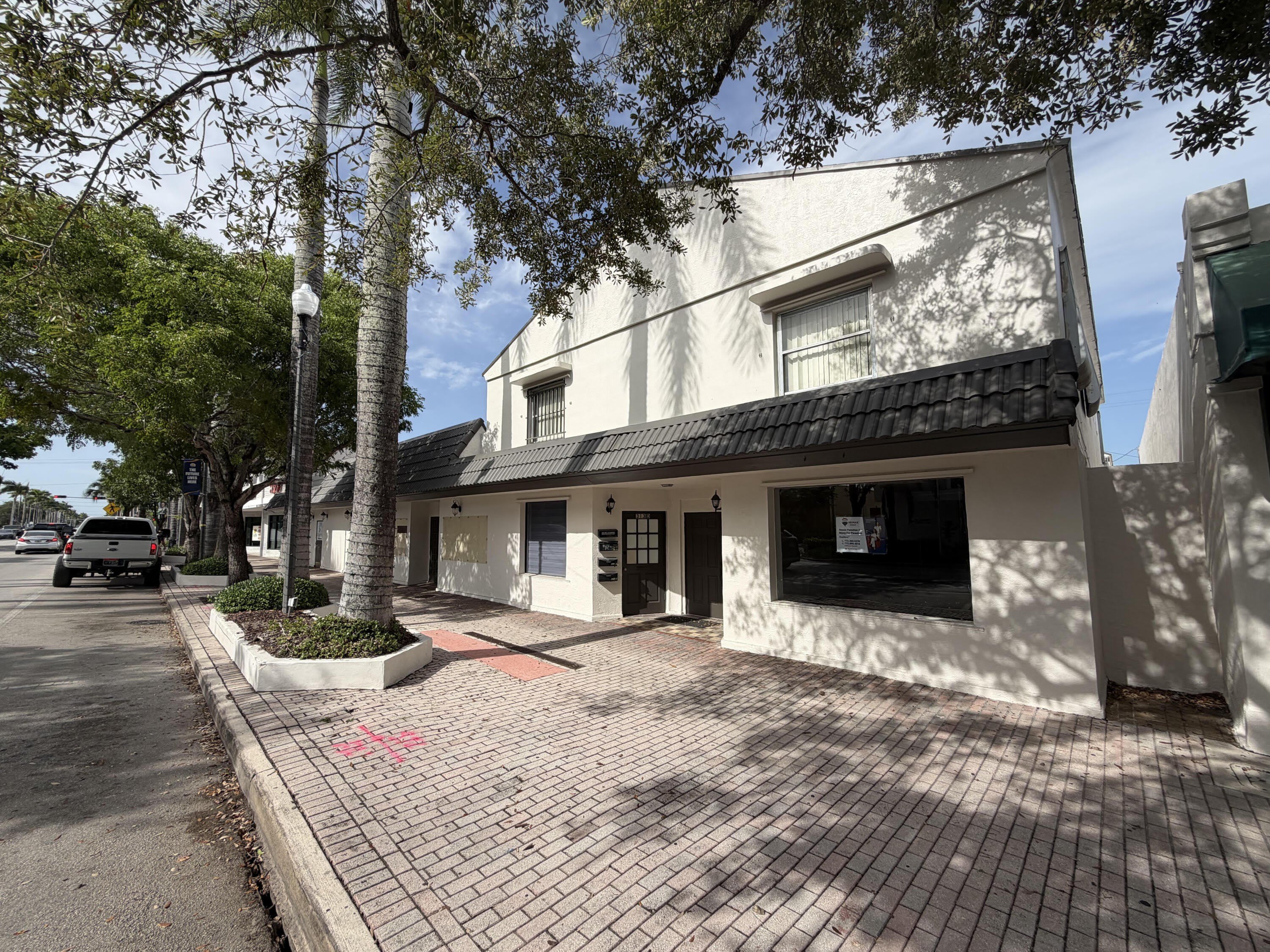 313 N Krome Avenue – photo 1