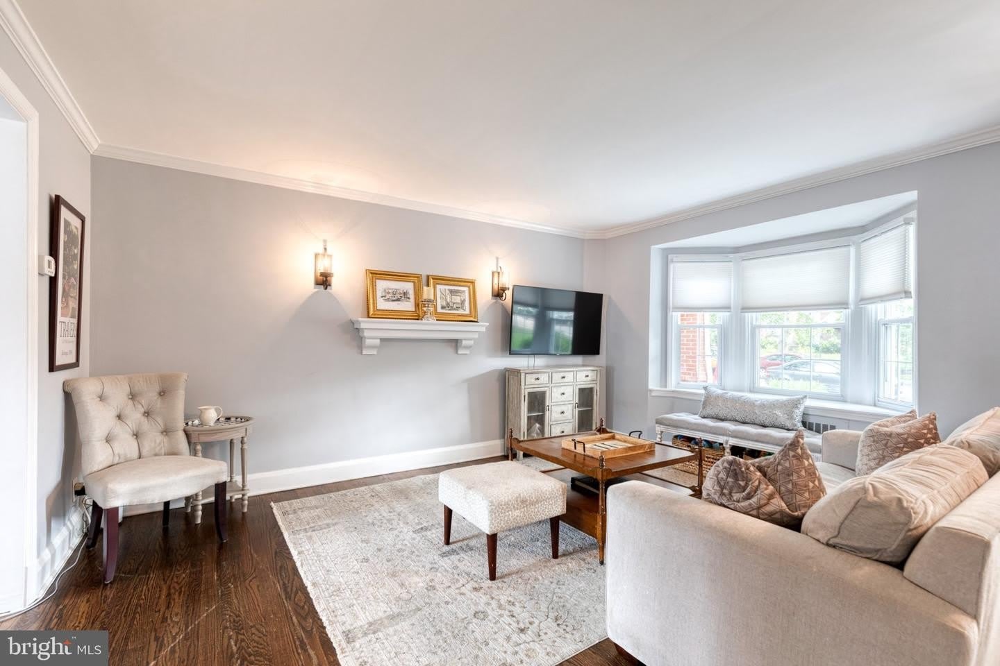 417 REGESTER AVE – photo 5