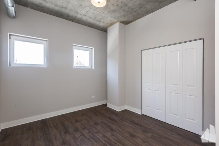 3833 NORTH BROADWAY ST. – photo 4