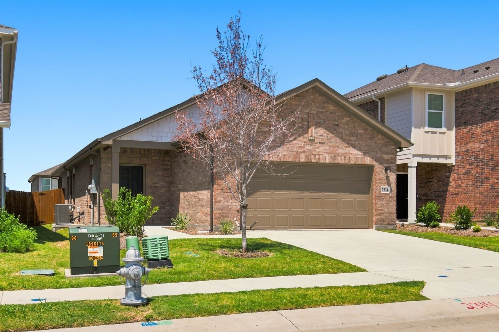 2314 Winthrop Avenue – photo 3