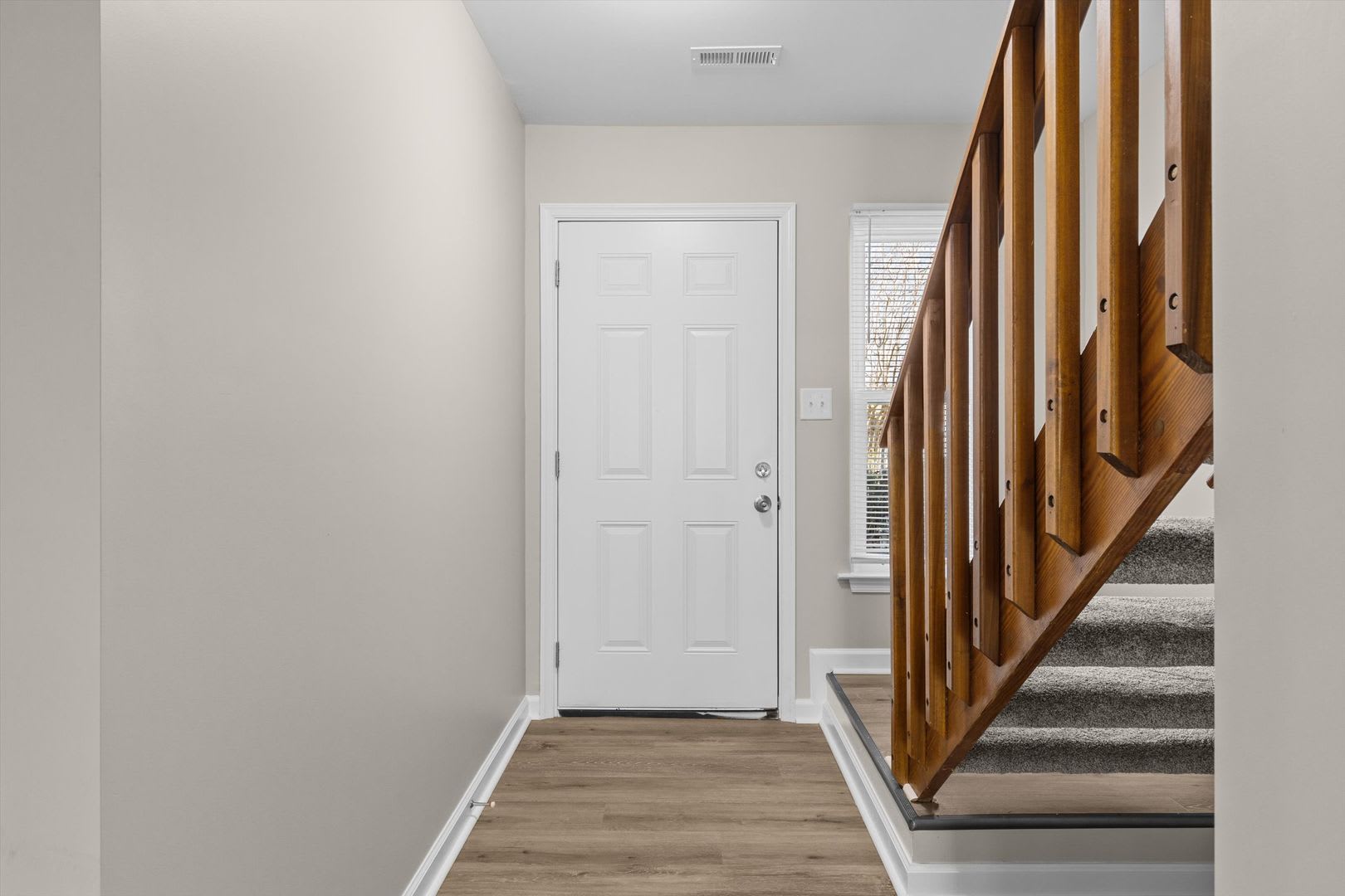 Stylish Living Meets Ultimate Convenience in This 3BR/2.5BA Ocean Lakes Townhome! – photo 5