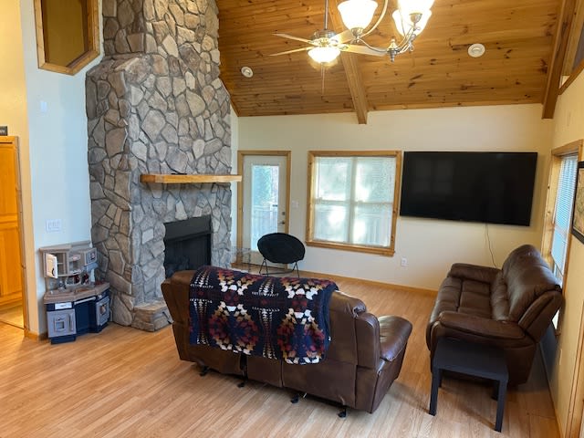 273 North Rhododendron Road – photo 2