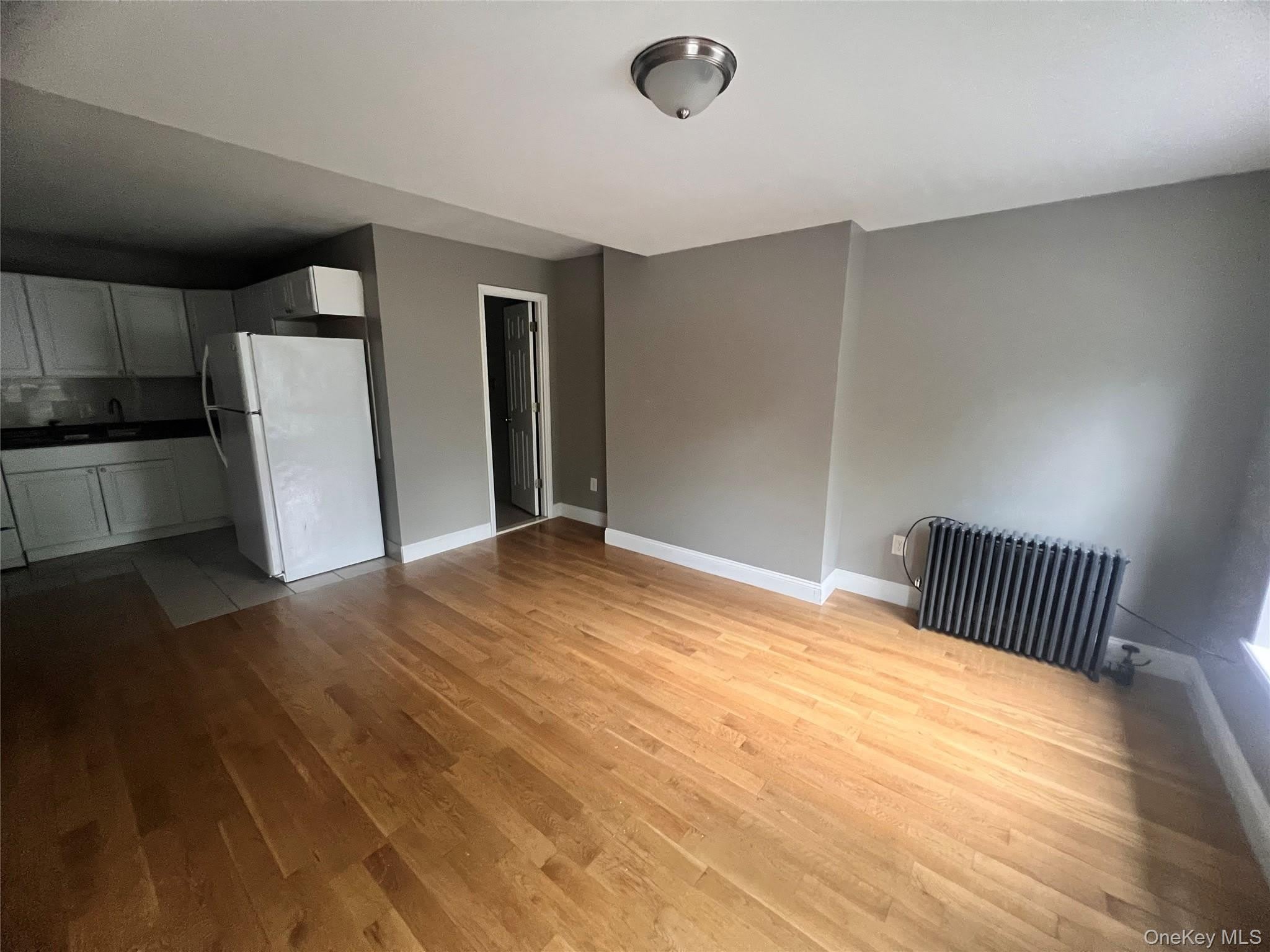 2 Morris Avenue – photo 4