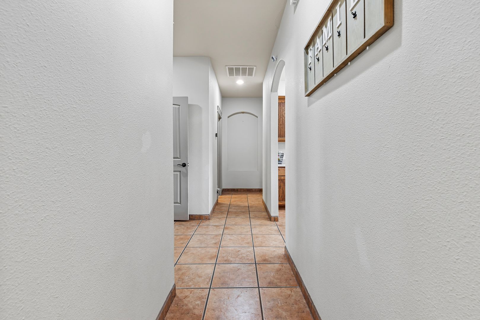 4 Bedroom Home with Solar Panels: MOVE-IN SPECIAL – photo 3