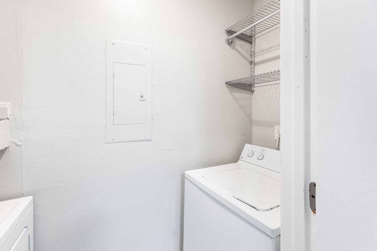 1809 Yorktown Rd – photo 4