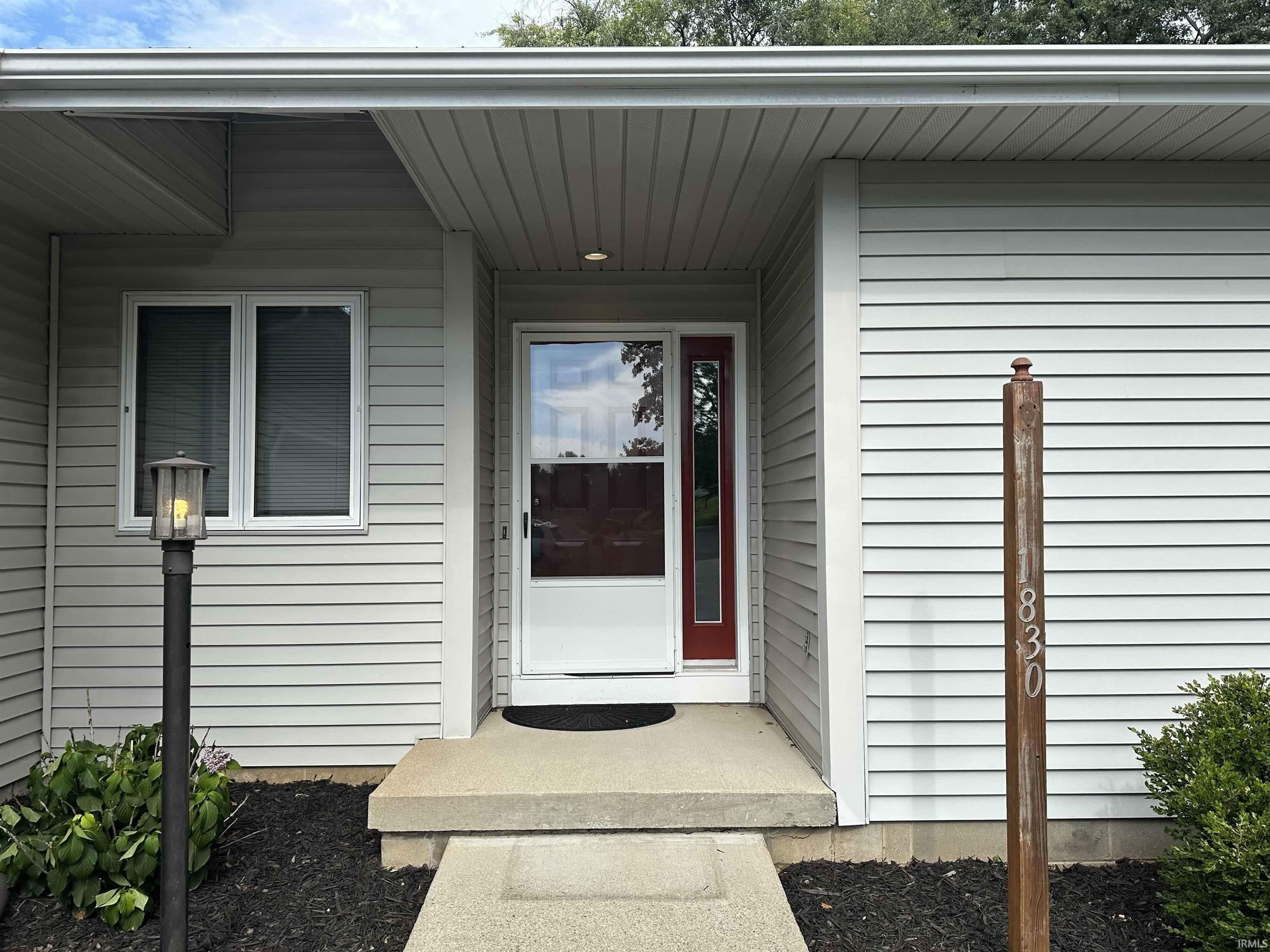 1830 E Thornton Drive – photo 2