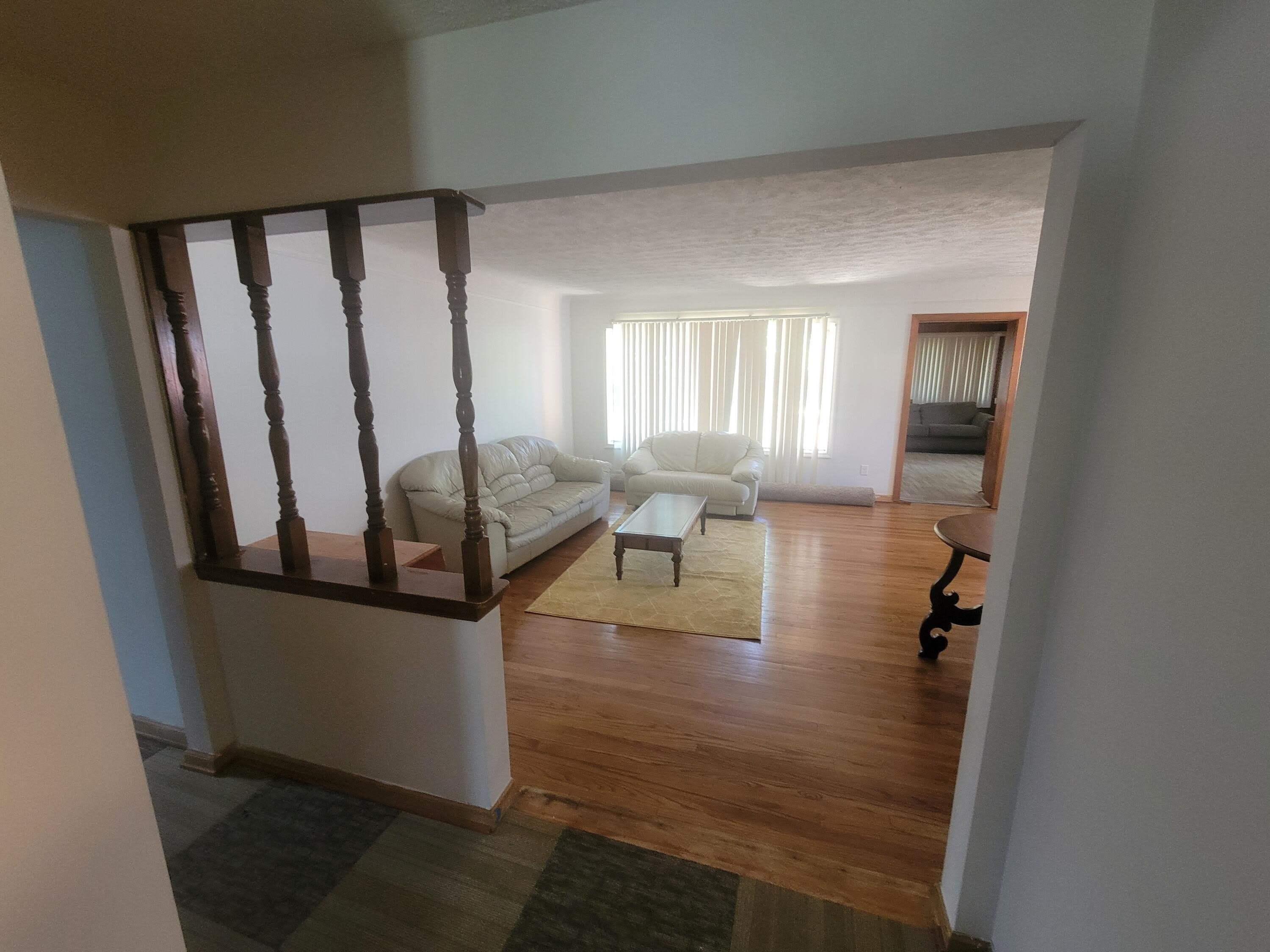 24011 Seneca Street – photo 3