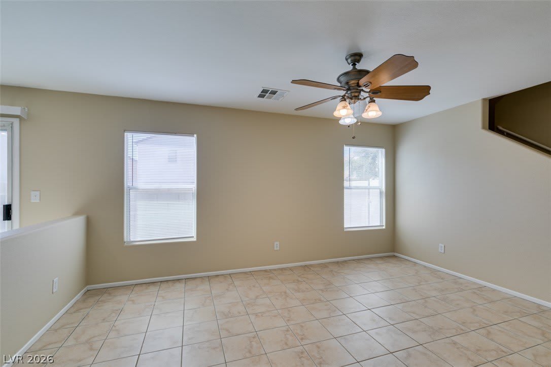 1170 Orange Meadow Street – photo 5