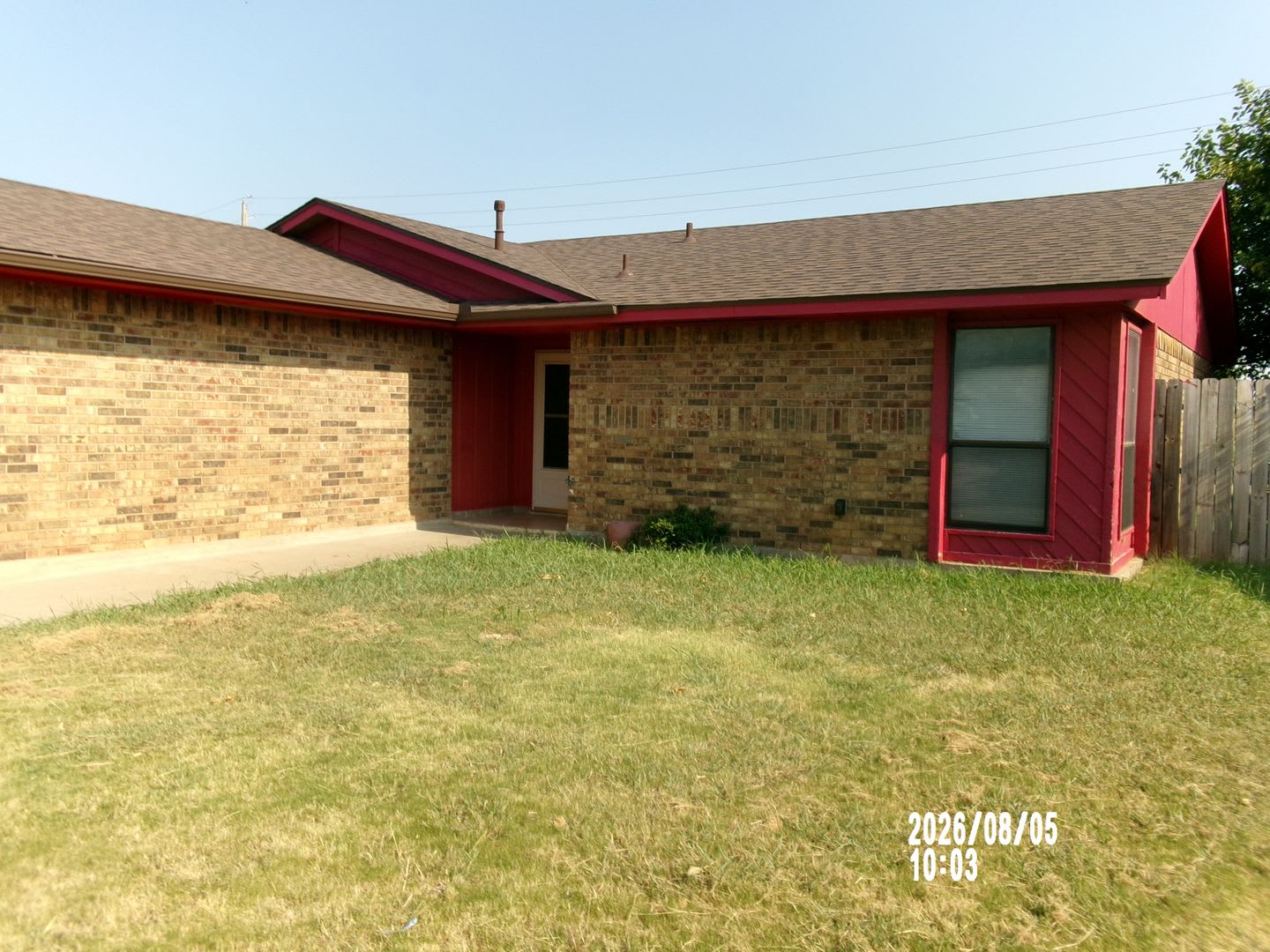 Very Nice Home In The Lee West Estates Area Pets Negotiable With Owners Approval – photo 2