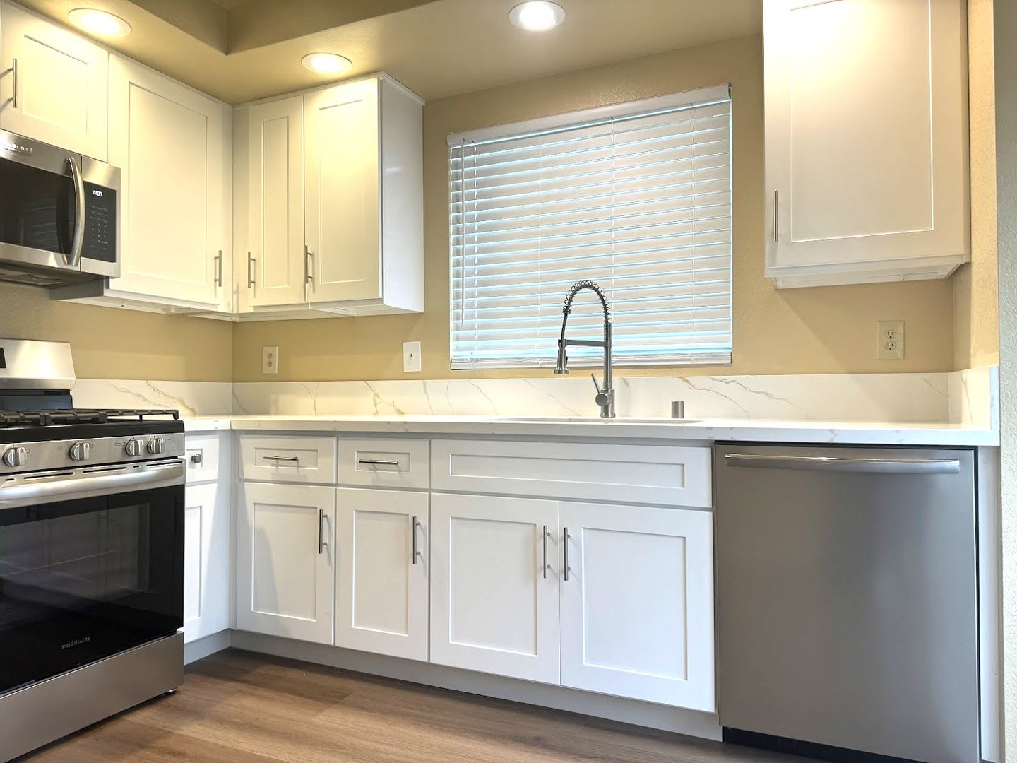 11968 MAPLE LEAF LN FONTANA 92337 (4 BED / 2 BATH) – photo 5