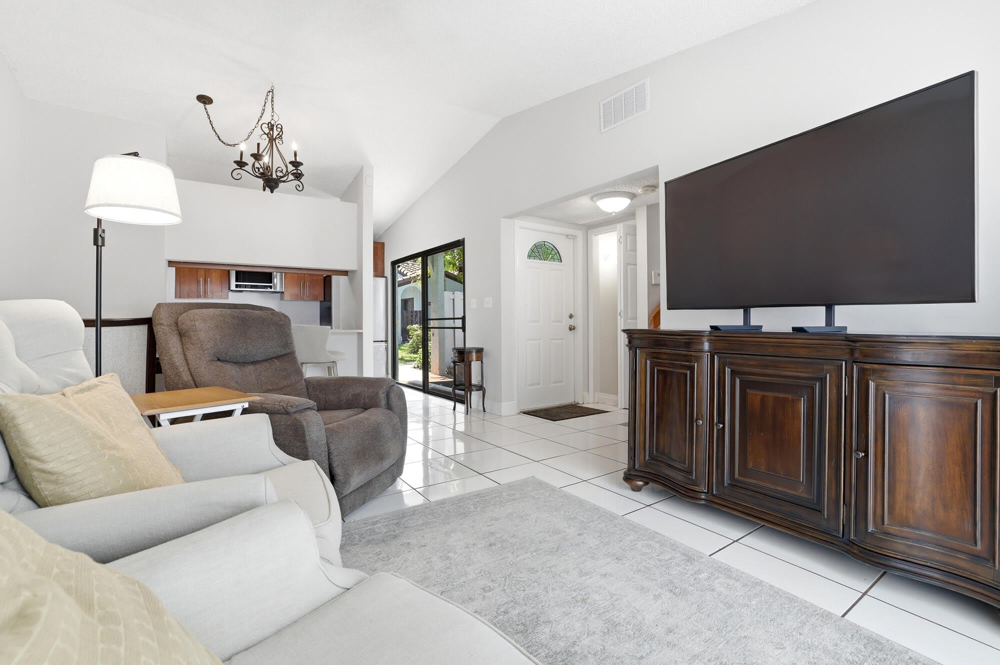 22316 Pineapple Walk Drive – photo 4