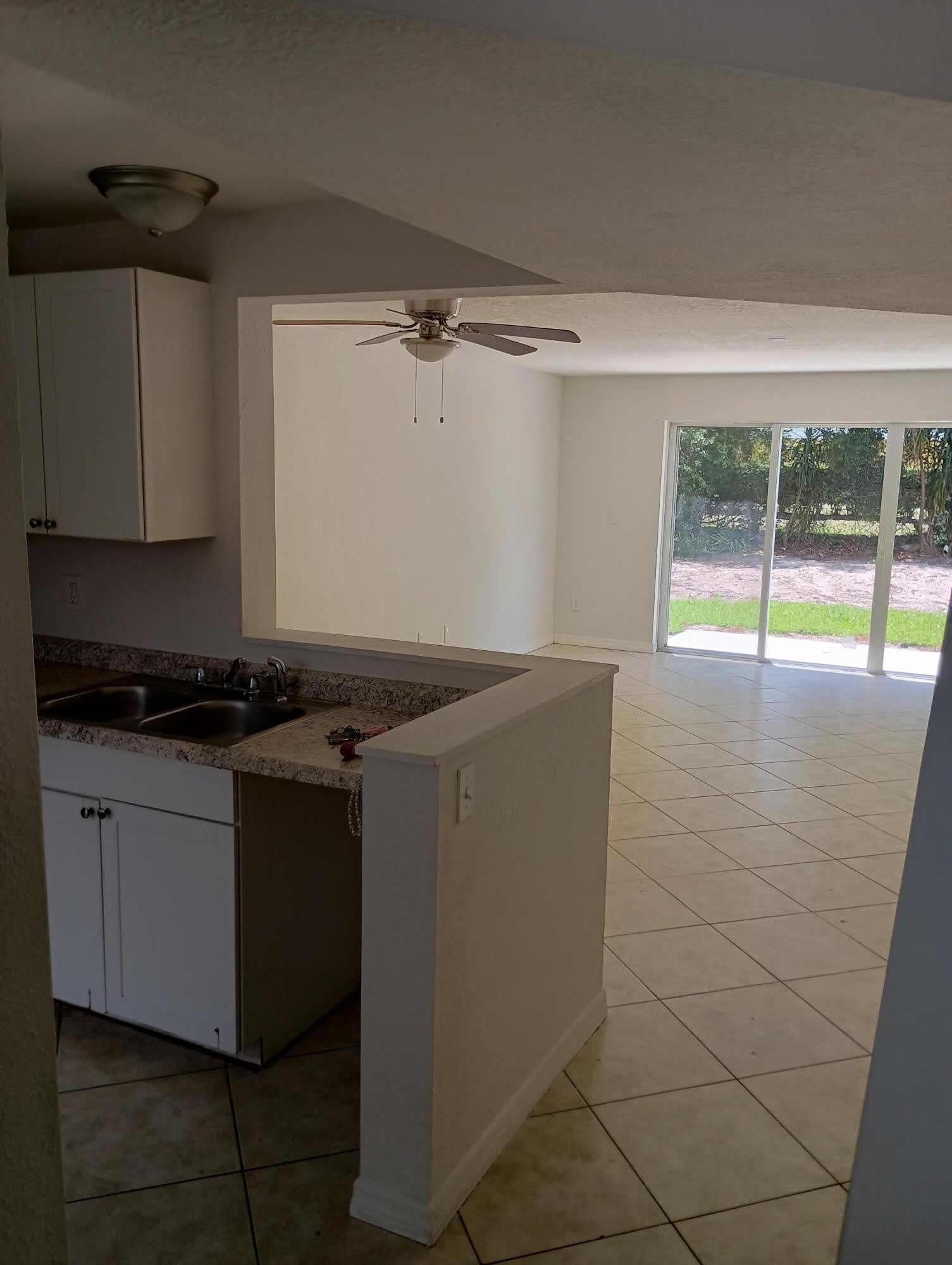 203 Southland Drive – photo 4