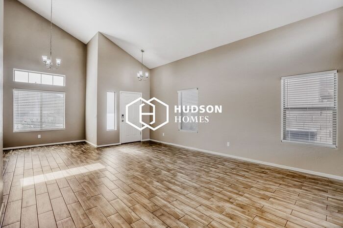 25592 West Crown King Road – photo 5