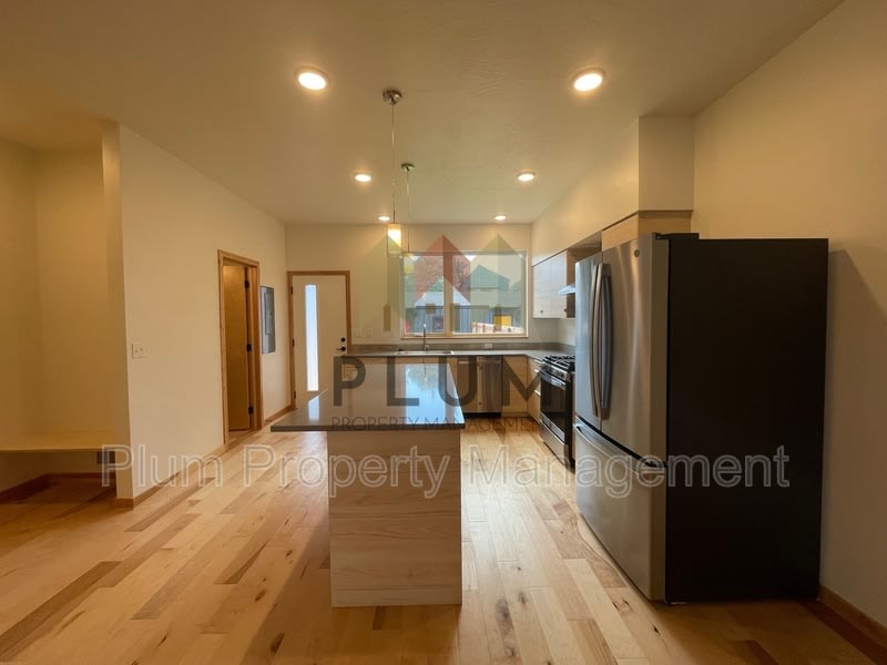 1855 S 3Rd Street West – photo 3