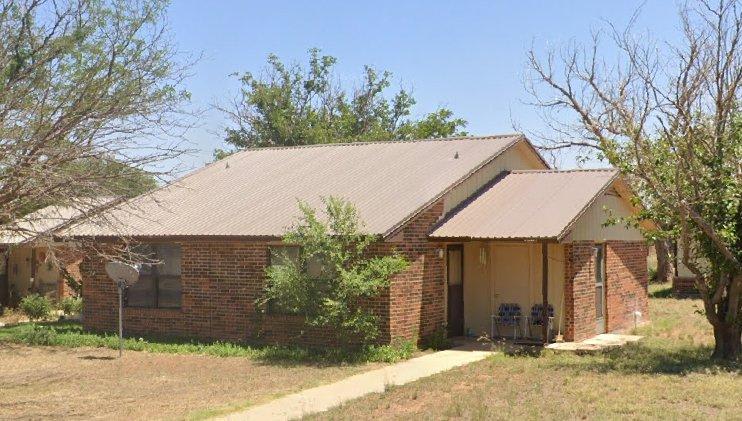 400 NW 2nd St. – photo 2