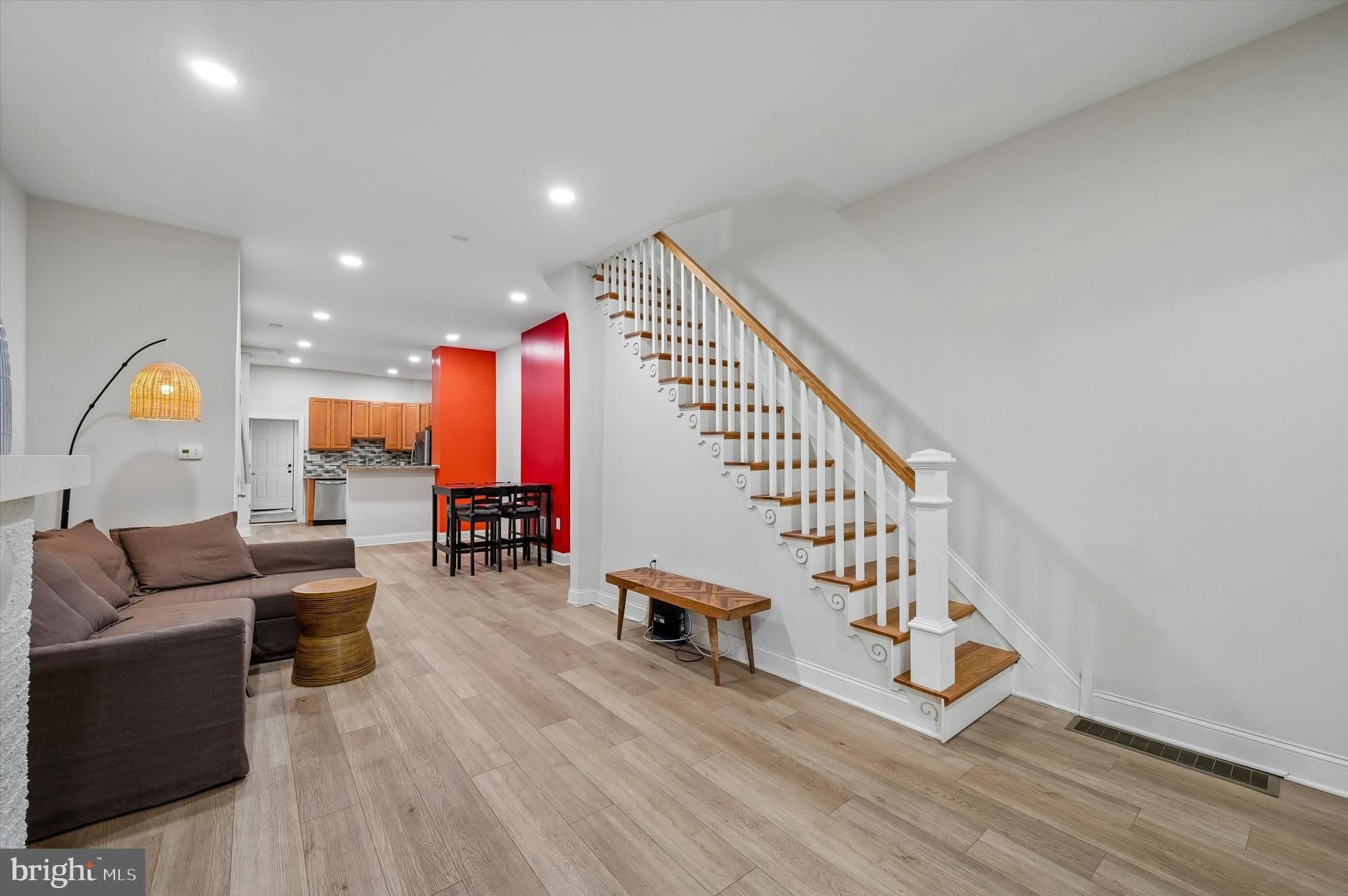 5512 MASTER Street – photo 2
