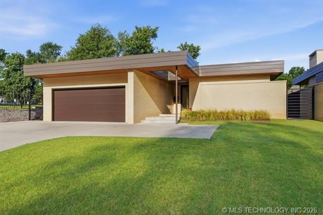 3136 S Utica Avenue – photo 2