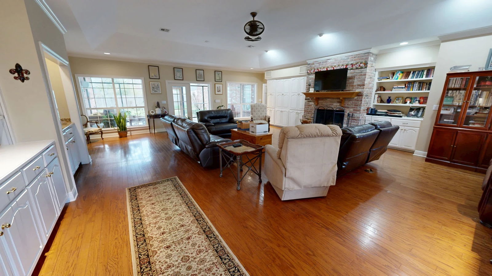 904 Belle Arbes Street – photo 4