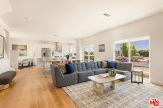 11724 Culver Boulevard – photo 4