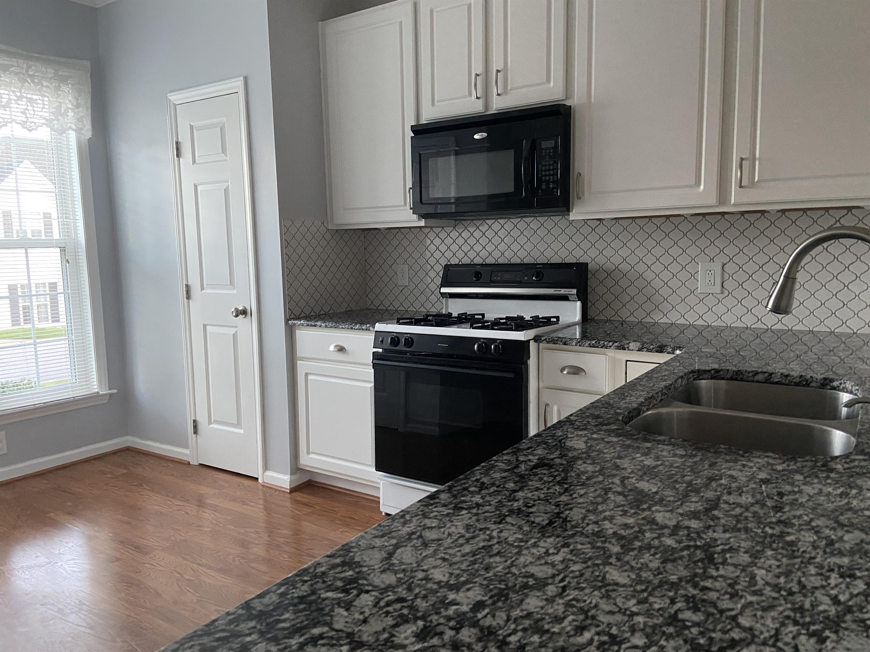 5343 Cog Hill Court – photo 3