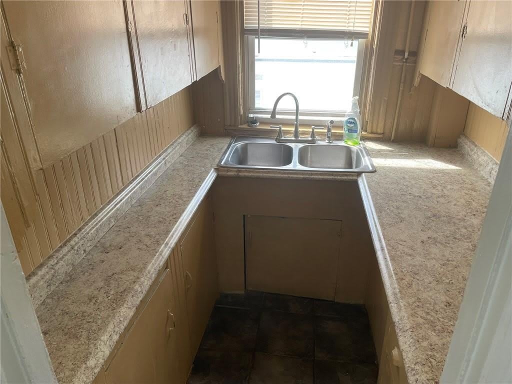 1172 N Main Street – photo 3