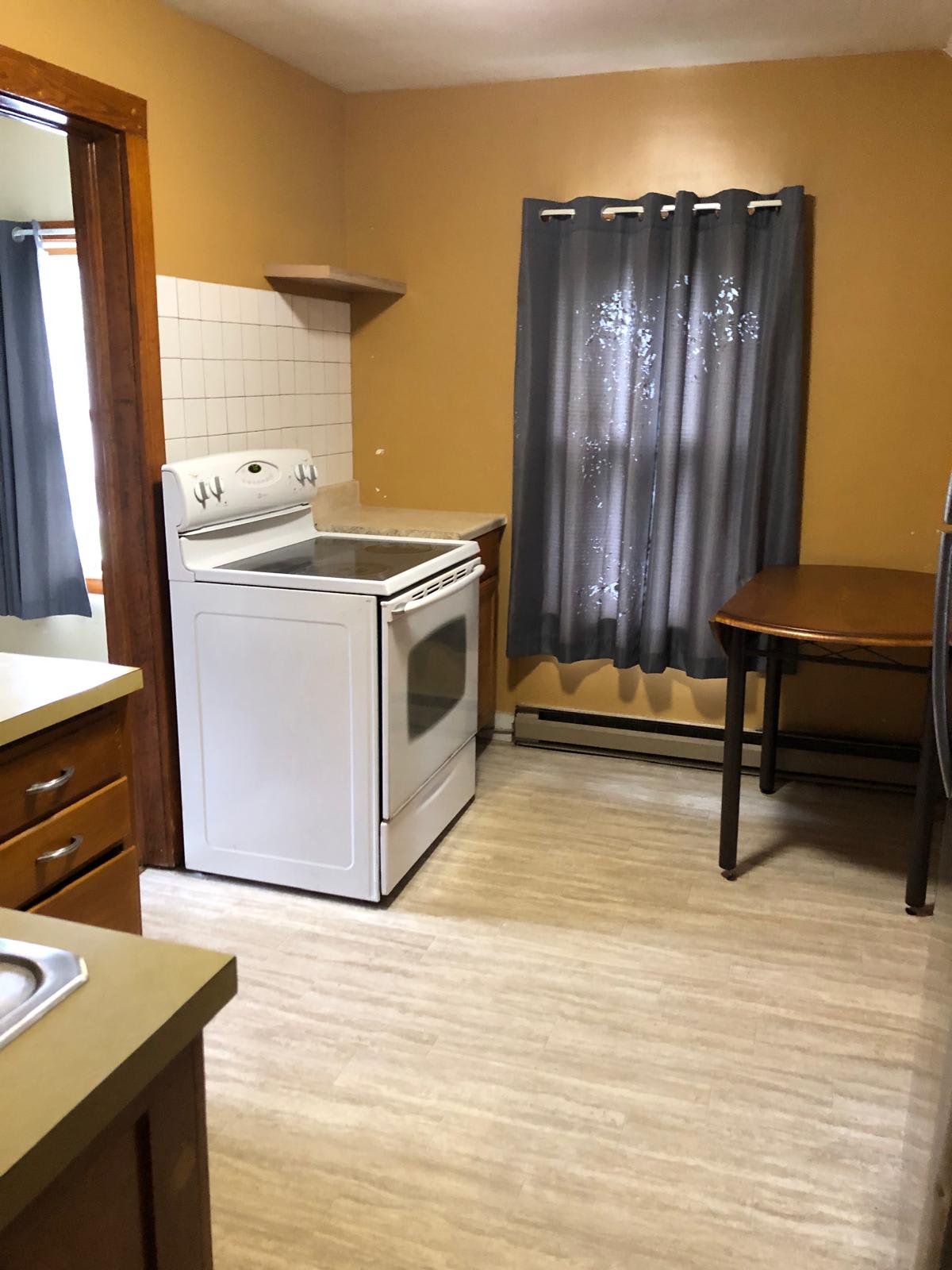 221 Chestnut St – photo 2