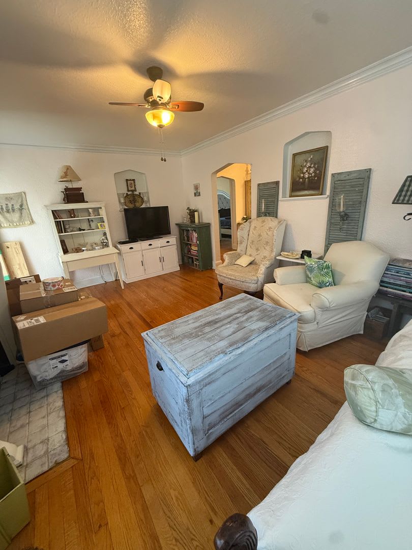 Fully Furnished Short Term Rental Home – photo 2