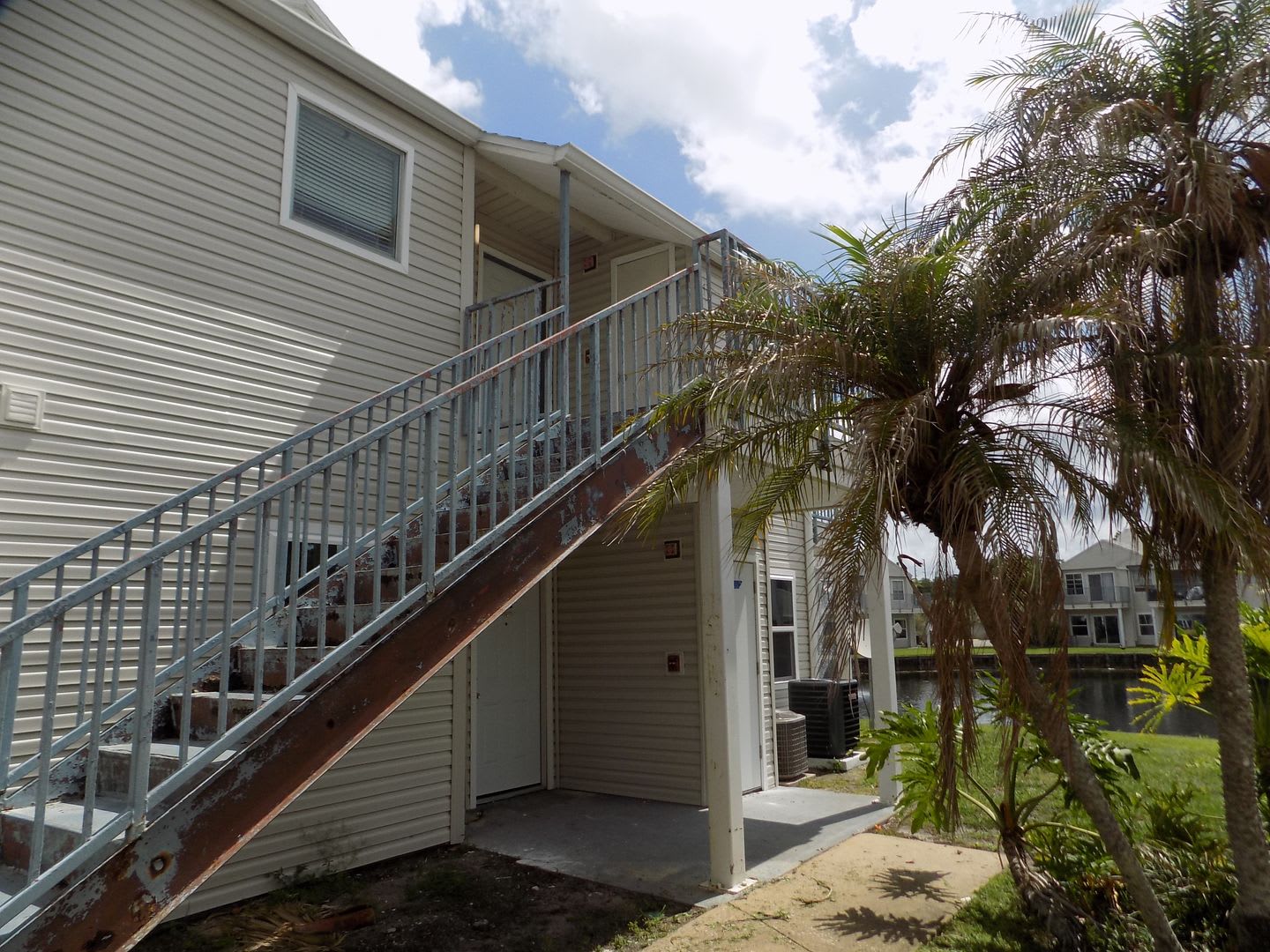 2 Bedroom 2 Bathroom Apartment For Rent at 2508 Woodgate Blvd. Unit 207 Orlando, Fl. 32822 – photo 3