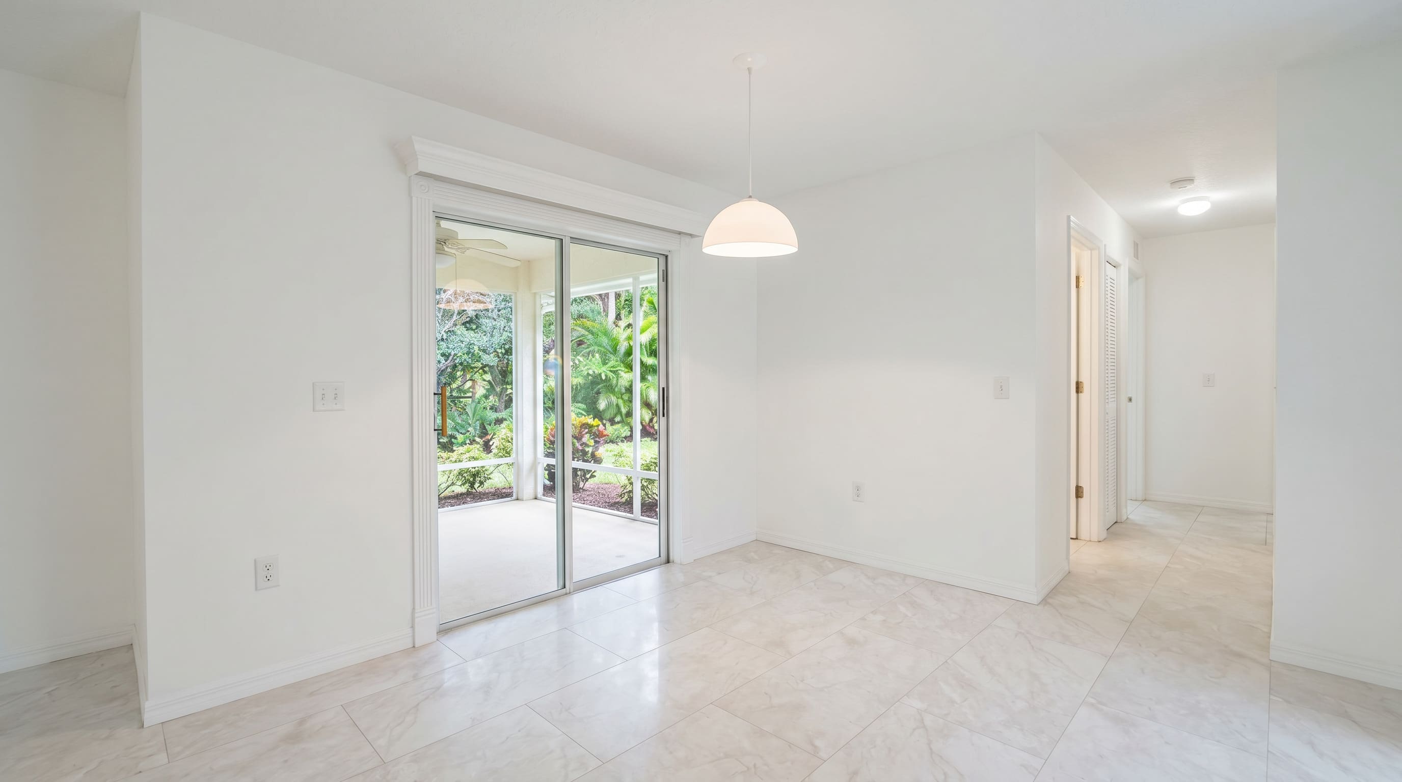 1022 Foster Road – photo 4