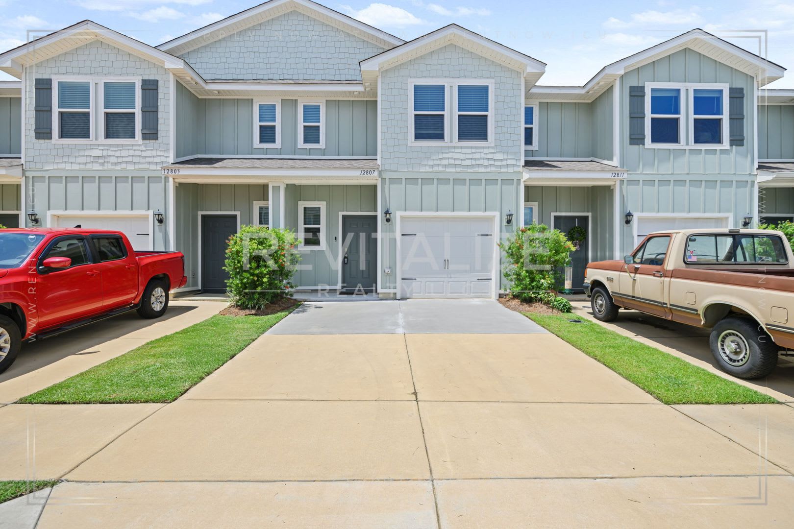 Smart Townhome Living in Spanish Fort! – photo 1