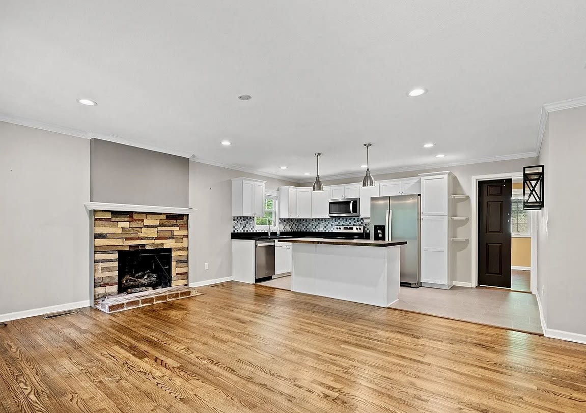 724 Houston Road – photo 2