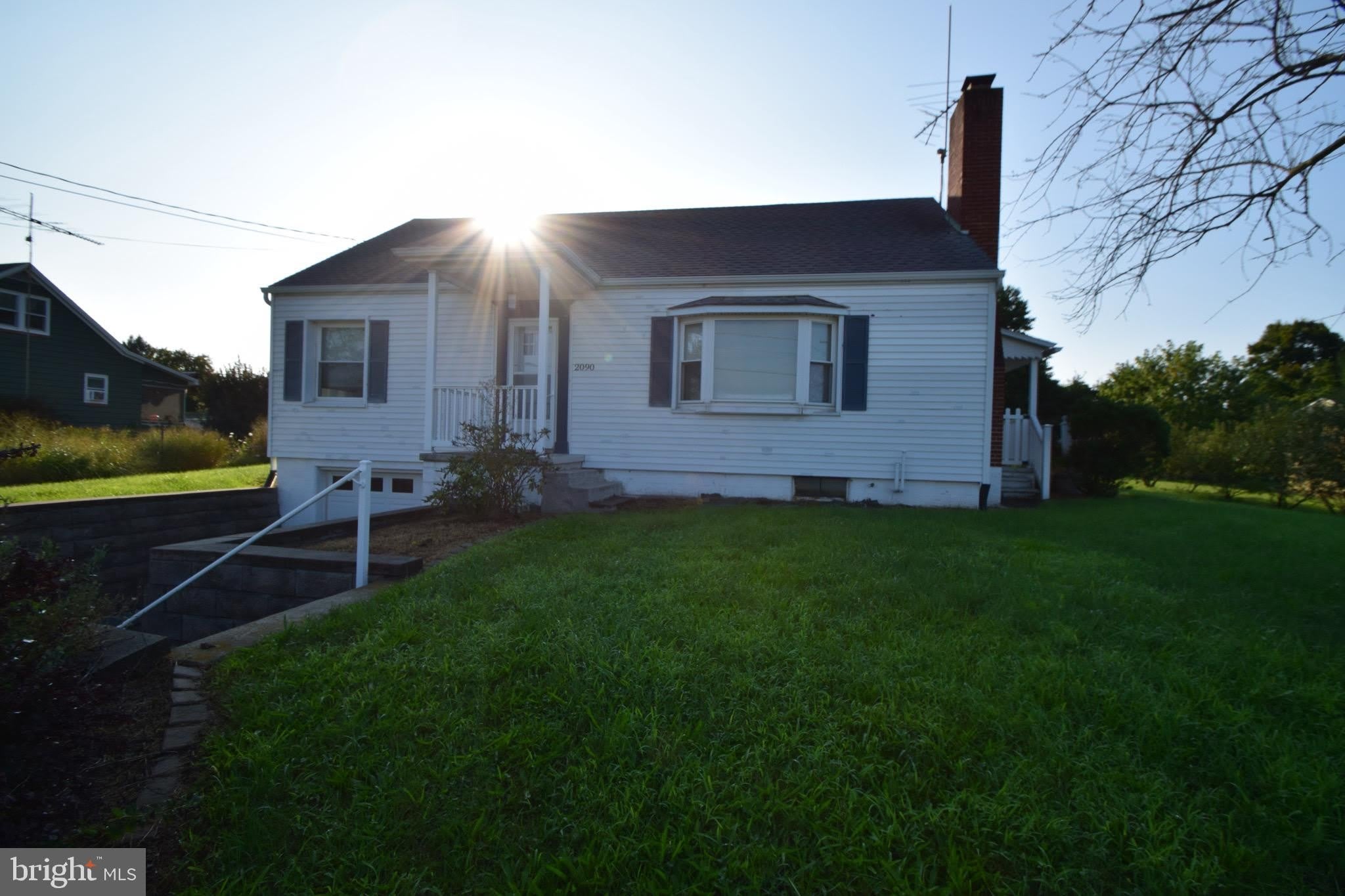 2090 WARM SPRING Road – photo 2