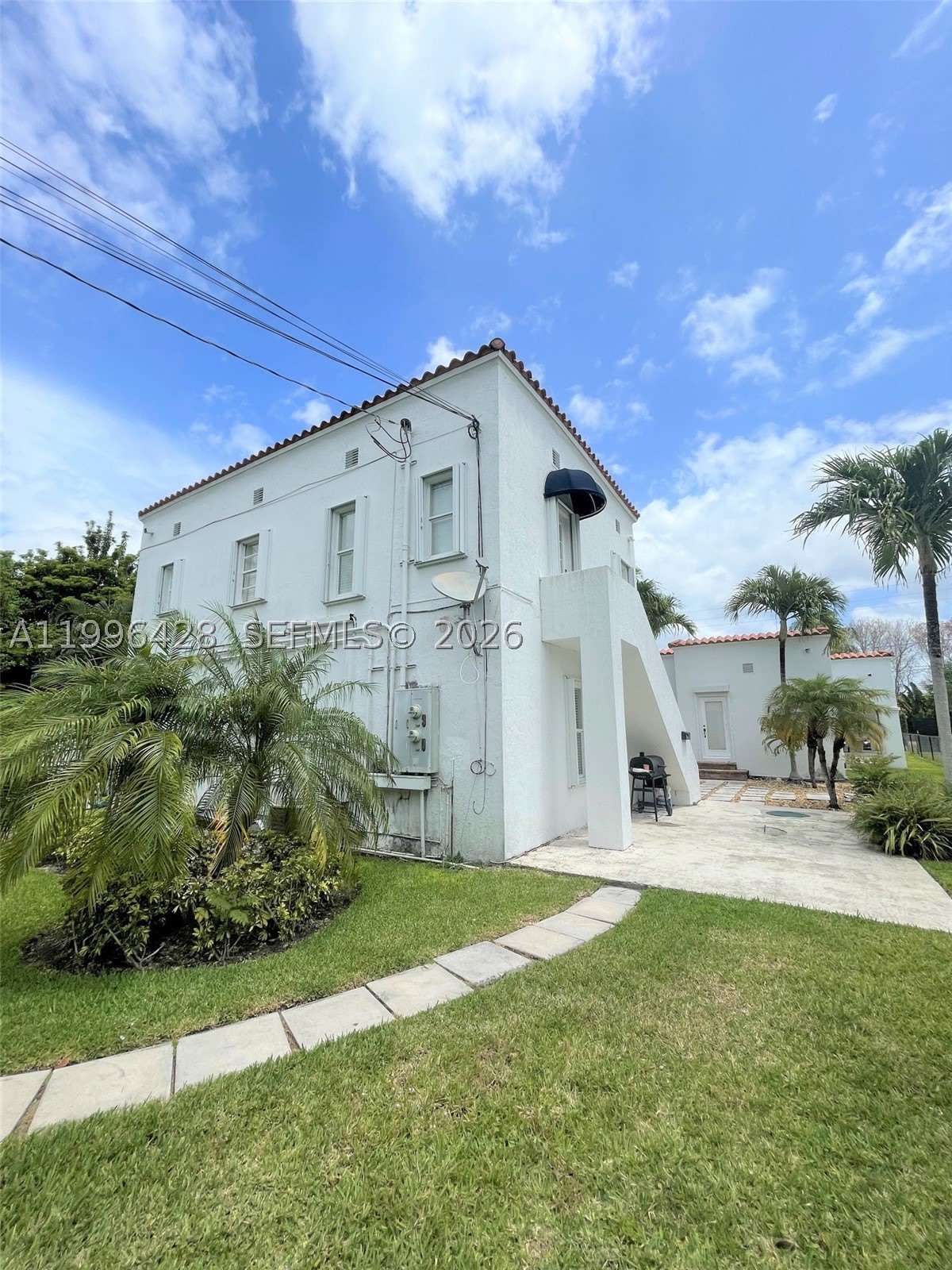 5116 SW 57th Ave – photo 3