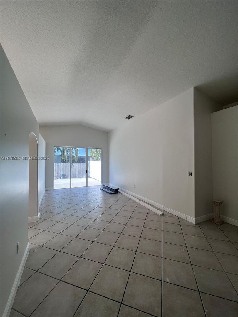 16147 SW 66th Terrace House, Miami, FL 33193 – photo 4