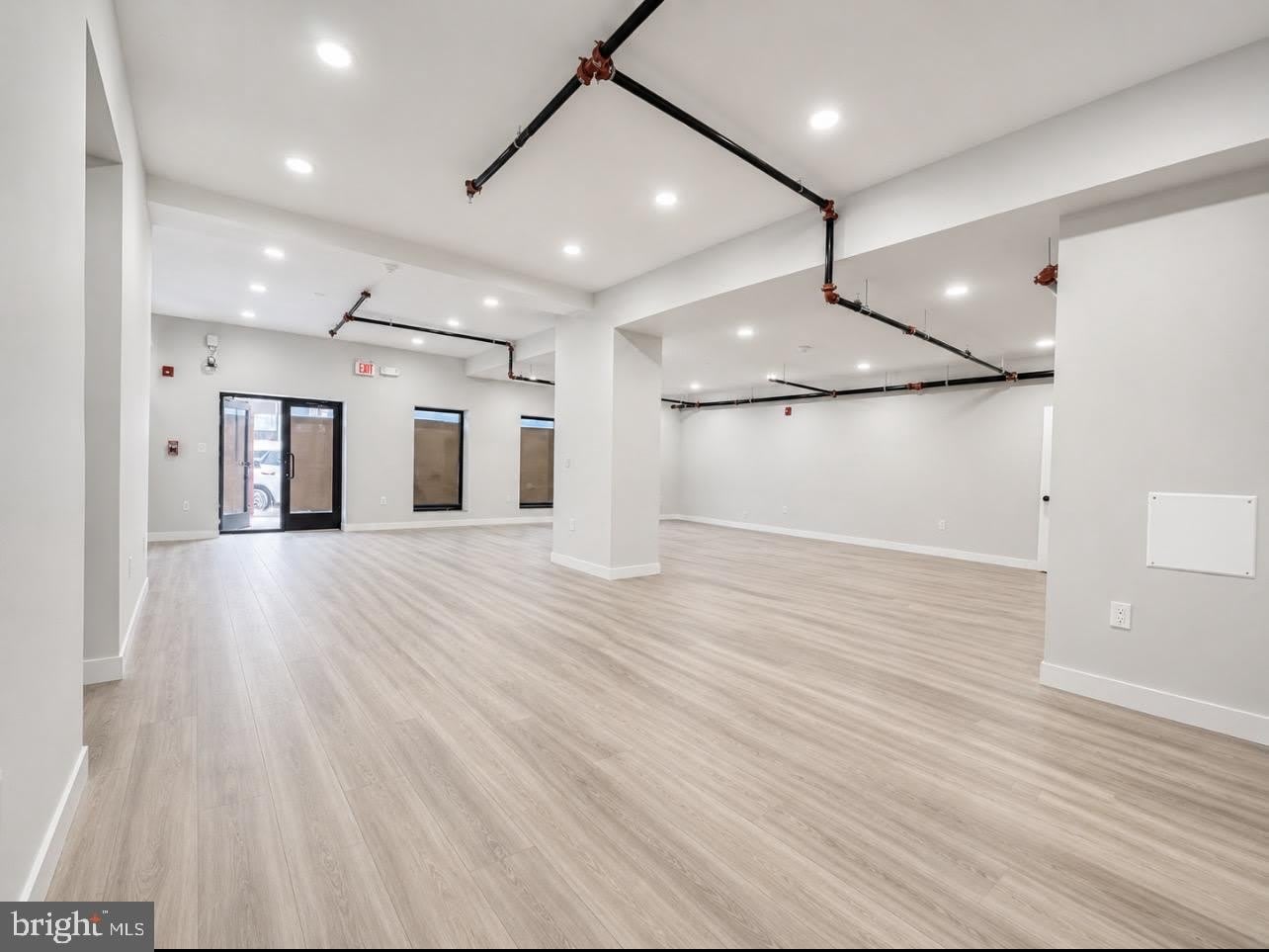 5001-00 FRANKFORD Avenue – photo 4