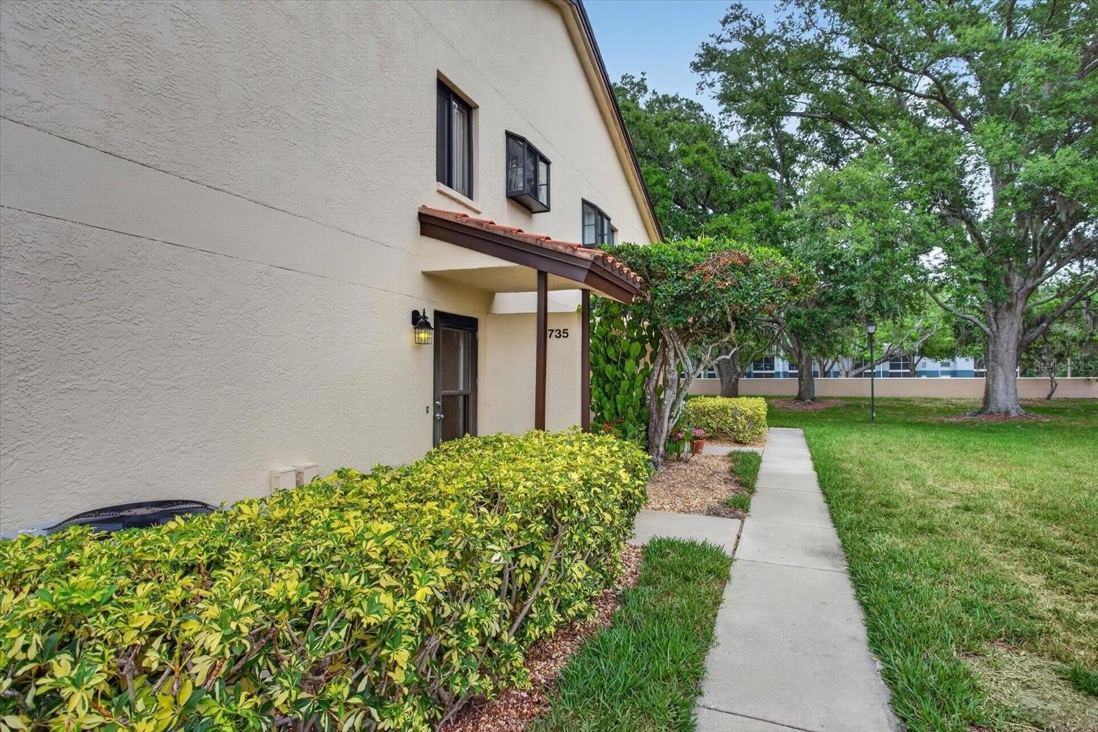 5735 Gardens Drive – photo 1